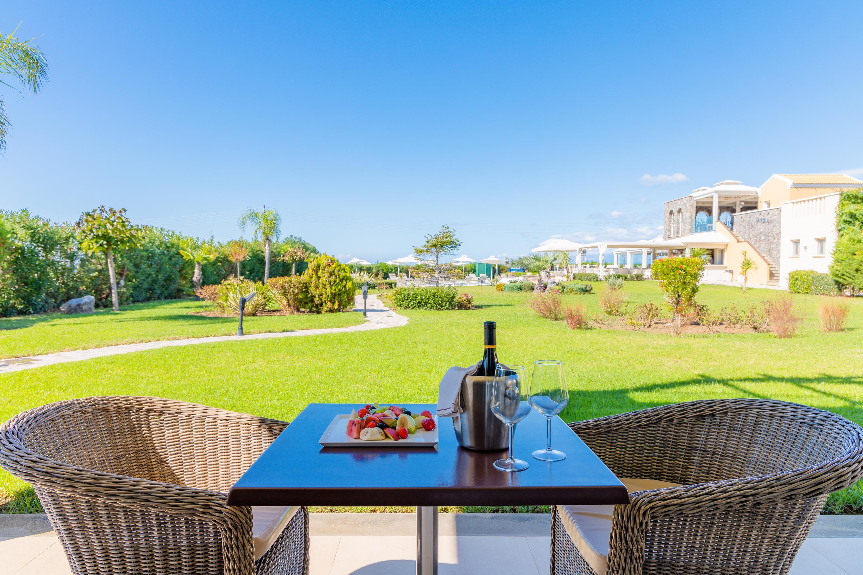 Restia Suites Exclusive Resort (Adults Only) Akharávi Eksteriør bilde
